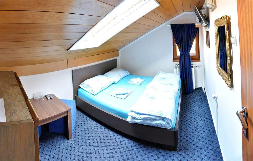 Guest House Ciro SJJ Exterior photo