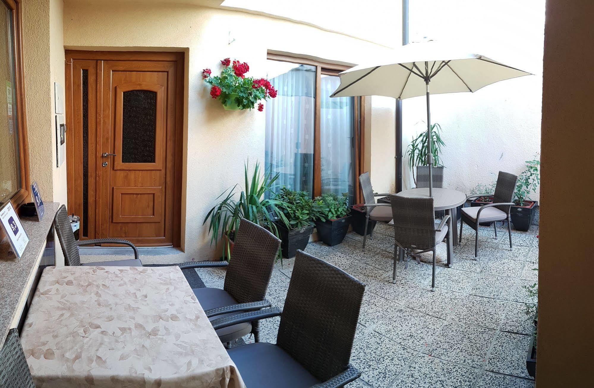 Guest House Ciro SJJ Exterior photo