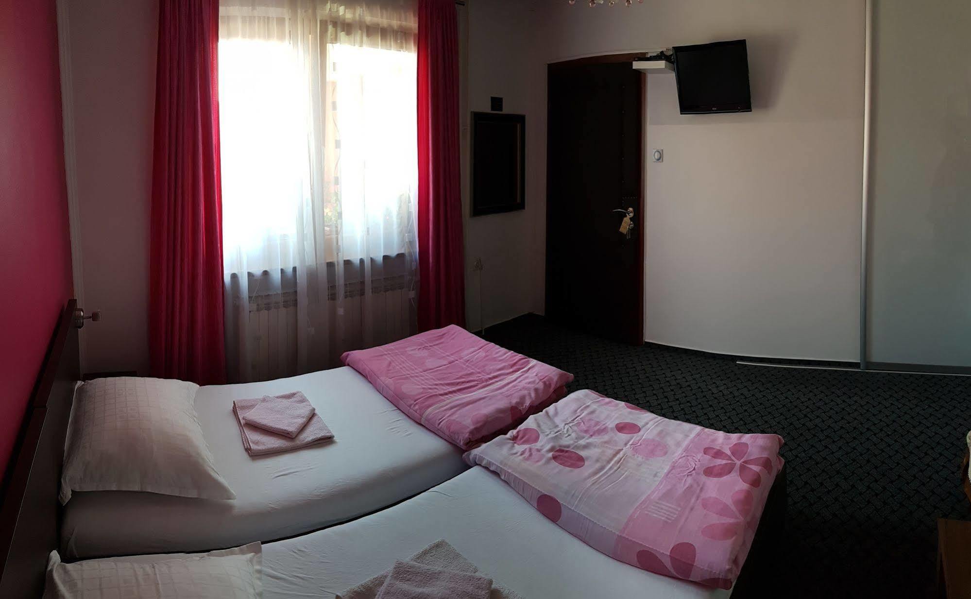 Guest House Ciro SJJ Exterior photo